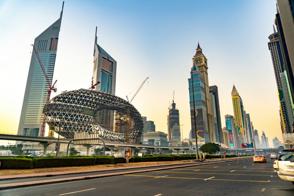 Best Household Moving Services Inside Dubai: urban city